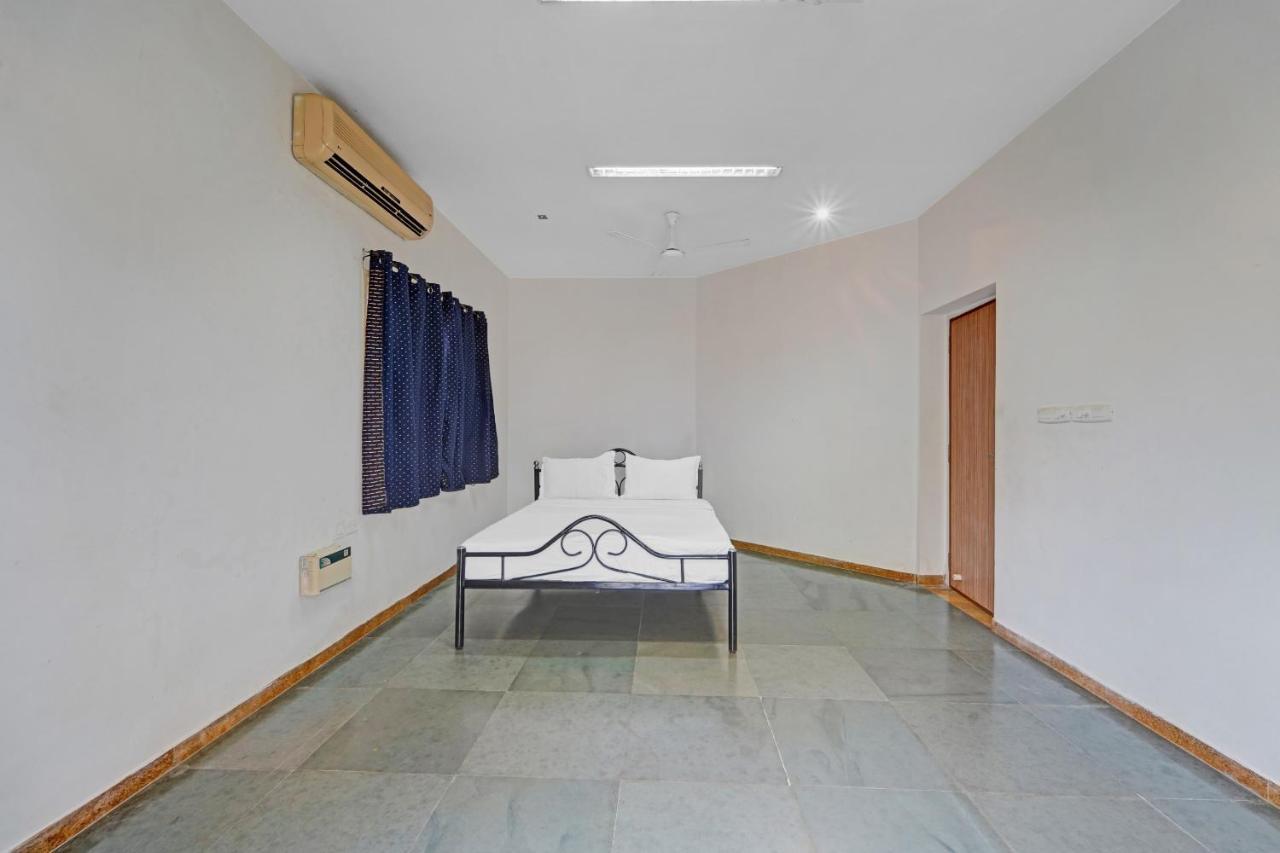 Hotel Flagship Aloha Near Juhu